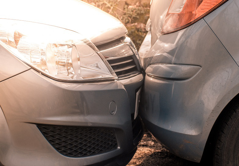 A car lightly crashed into the car in-front